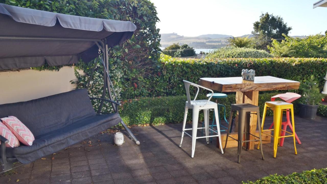 Charlies@Hilltop deluxe retreat Bed & Breakfast Taupo Exterior foto